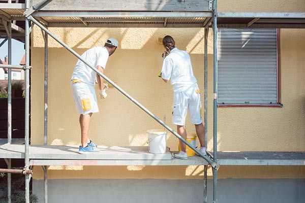 Maler für Fassadenanstrich